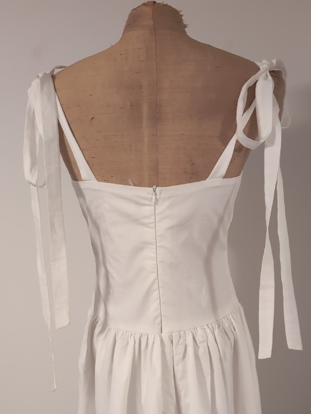 Jolie Loft White Dress - Picture 4 of 5